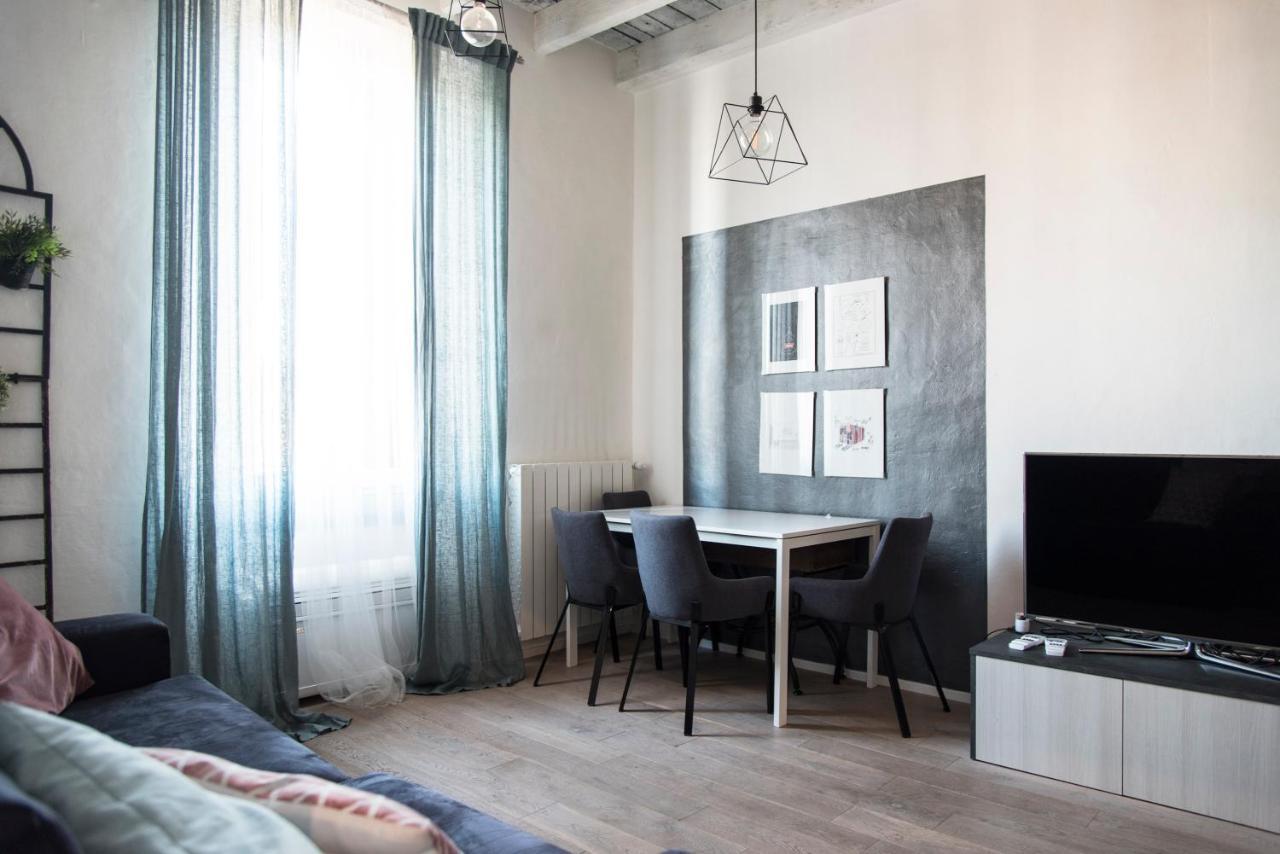 Youhosty - Correggio 12 Milan Exterior photo